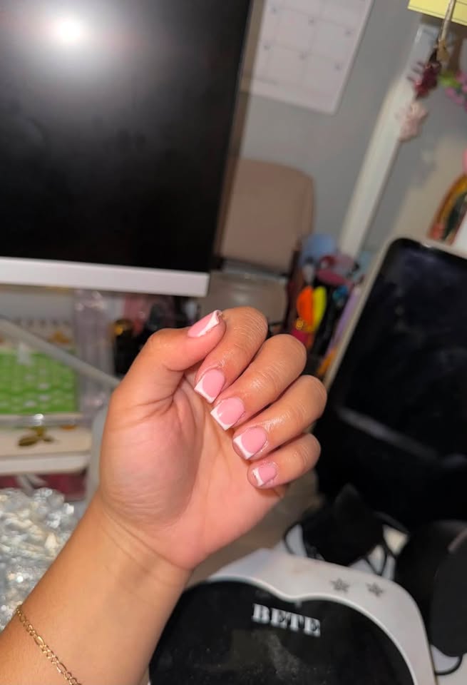 Short pink French manicure